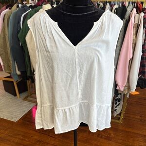 GAP White Ruffle Hem Blouse